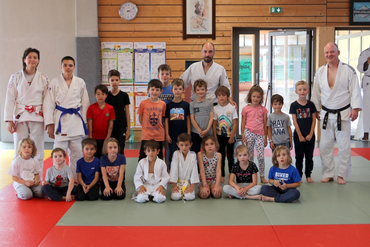 2023-06-17-Demonstration-Initiation-au-Judo-Club-de-Rosheim-Une-experience-sportive-reussie-pour-les-membres-de-Lions-Multisp_29
