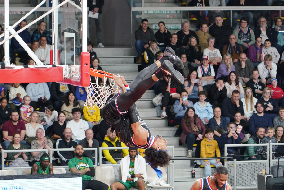 2025-03-15 Harlem Globe Trotters à Strasbourg SIG 30